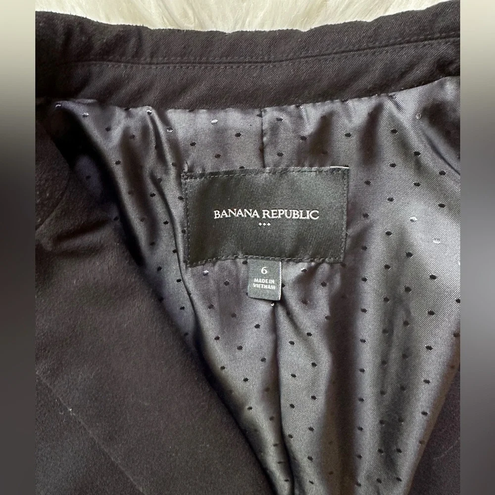 Banana Republic black long & lean blazer - Picture 3 of 9